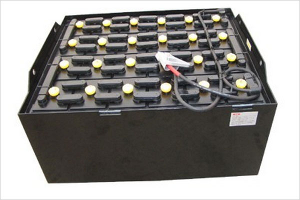  3.5吨电动叉车锂电池组80V 500AH