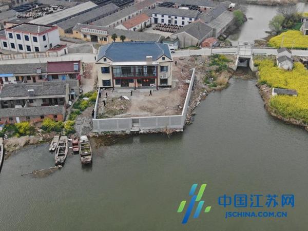 兴化启用无人机巡河 河道管理实现数字化信息化