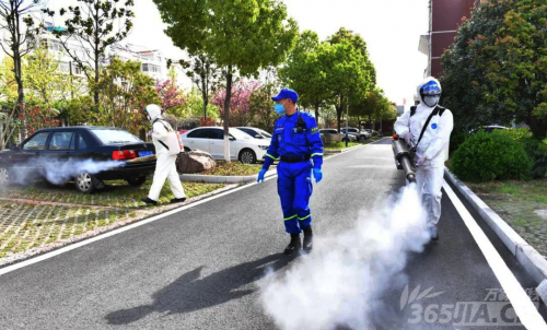 明日高三复课！巢湖动用无人机给12所学校消毒