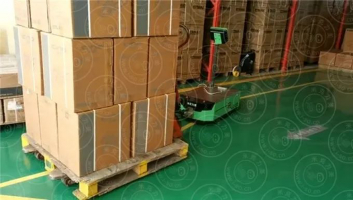 AGV在制造业物料运输方面优势显著