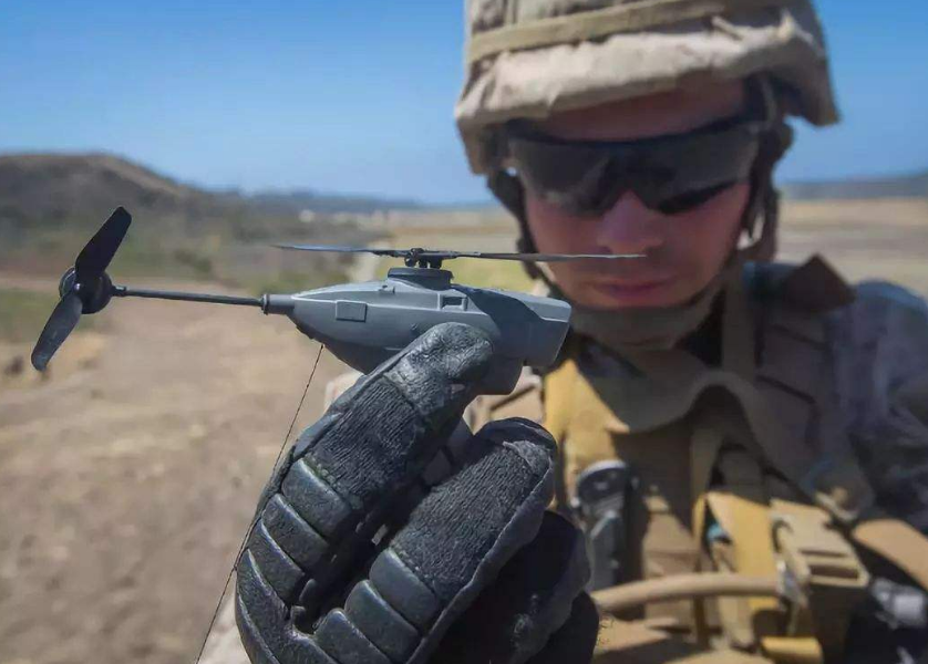 美国陆军发明新型察无人机，可使用榴弹发射器发射 