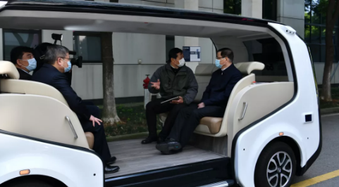 湖北省委书记点赞东风无人驾驶车Sharing-VAN