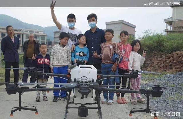 眼里有光心中有梦，不要停止追寻的脚步，看无人机的曾蔚，圆梦了