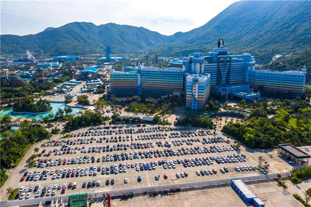 花车室外巡游、无人机烟花表演……长隆丰富景区“五一”项目，旅游逐步回暖