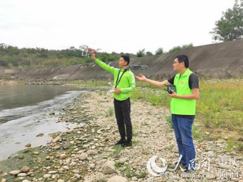 潼南：无人机巡河无死角保护水环境