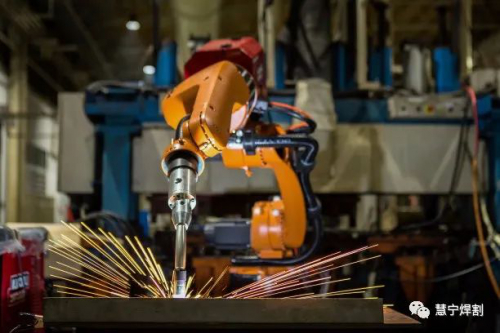 焊接机器人的优势和实现机器人焊接五步骤!