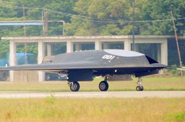 俄军超级无人机亮相，或改变传统作战模式，然而尾喷口却没有隐身