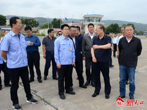 ​甘肃省“无人机人工增雨项目”在天水机场成功试飞