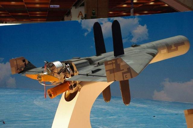 台军计划筹备50亿，急向美军“交保费”，或自废无人机