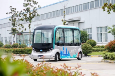 前景广阔市场巨大 三五年内江苏南京市民可体验无人驾驶车