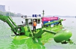 无人机天眼巡堤救援车水上飞驰 “防汛神器”纷纷登场