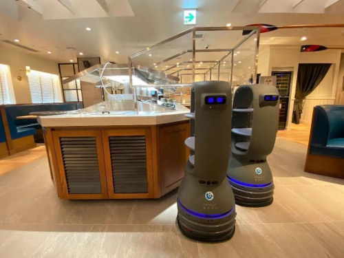 擎朗送餐机器人日本大热，幕后原因在这