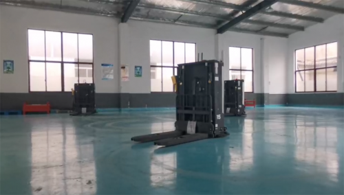 AGV小车进一步加快无人化生产流程