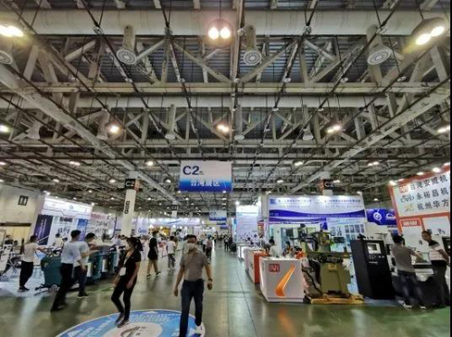 海峡两岸企业共聚厦门工博会，立镖机器人展望后疫情时代智能创造