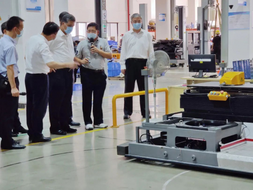 广东省省长马兴瑞到嘉腾参观调研