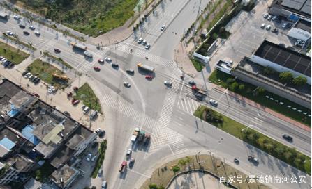 景德镇交警南河大队科技强警无人机助力交通管理