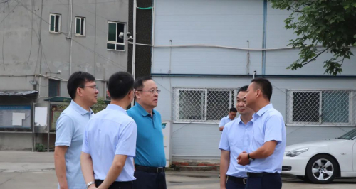 临工集团董事长王志中调研走访四川市场