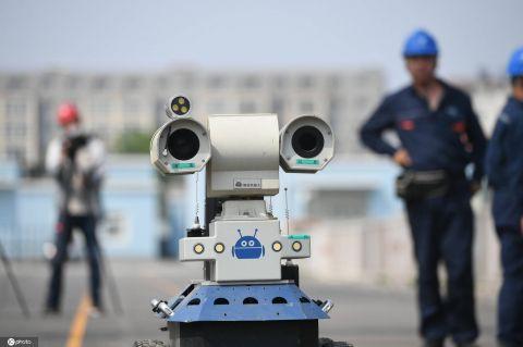 智能机器人巡检电力 每天工作8小时可自动回充电量