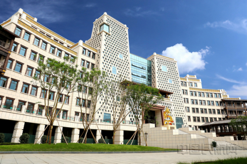 绵阳飞行职业学院与四川纵横无人机签署协议