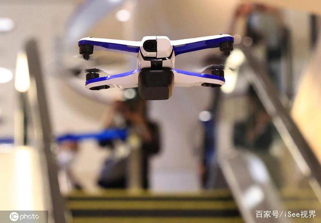 日本东京晴空塔现无人机 巡逻瞭望台超智能
