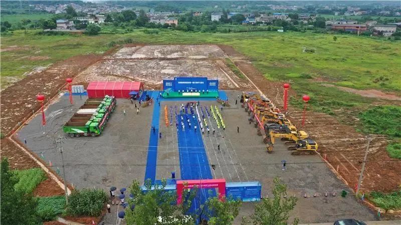 27.5亿！首条无人驾驶公路