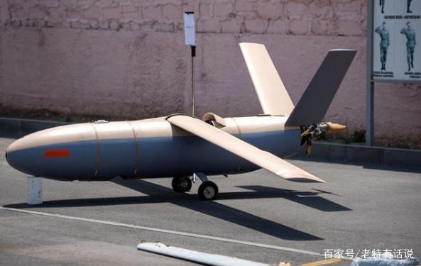 无人机强国新产品，重量仅250克，能装进战术背心，可人工发射