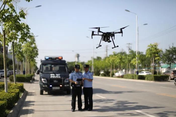 公安鄠邑分局无人机巡逻十四运场馆