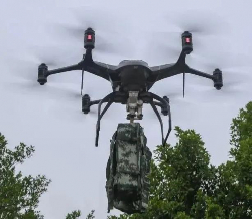 解放军陆军现在有多科幻？士兵身穿机械外骨骼，无人机负责送弹药