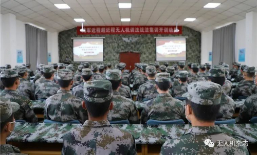 我陆军集训近程超近程无人机操控