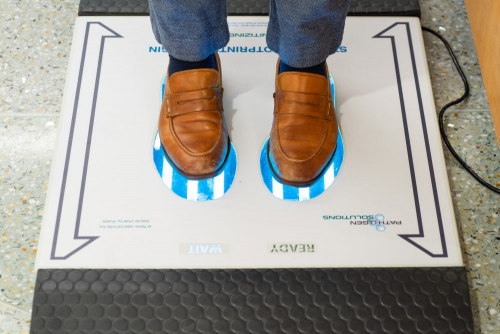 福特机场成为紫外线自主机器人的首个测试场