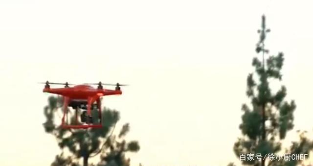 老外想上天，买了七十多台无人机，起飞后蒙圈了！