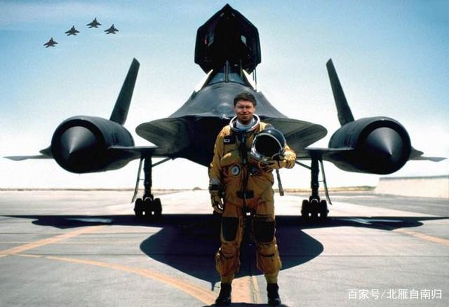 50年代全球领先，北京4号高空高速无人机，由六台发动机驱动