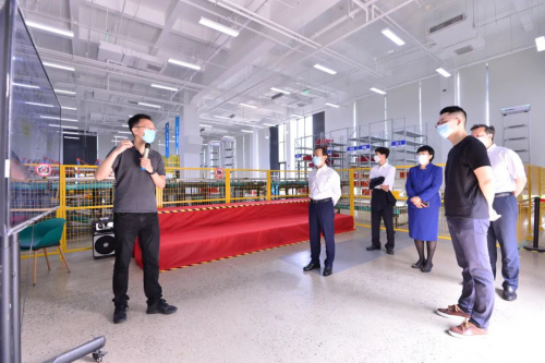 北京市委常委、副市长殷勇一行走访调研旷视 鼓励龙头企业带动产业链协同发展