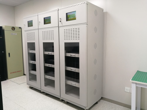 无人机智能充电柜充电管理更便捷