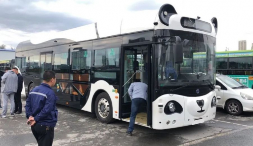 好消息！鞍山无人驾驶公交车来了！