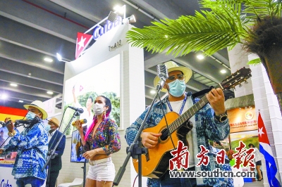 2020海丝博览会开幕，国际品牌展区人气旺