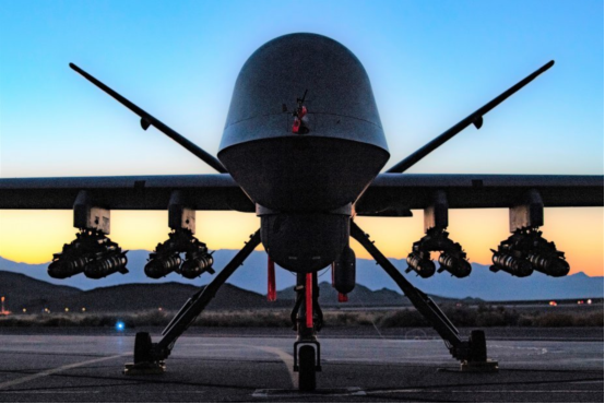 美国空军MQ-9A“收割机”携带8枚“地狱火”导弹执行首次飞行