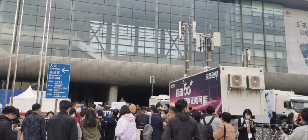 ​2020PT展｜达闼科技全球首款5G虚拟云端机器人惊艳亮相