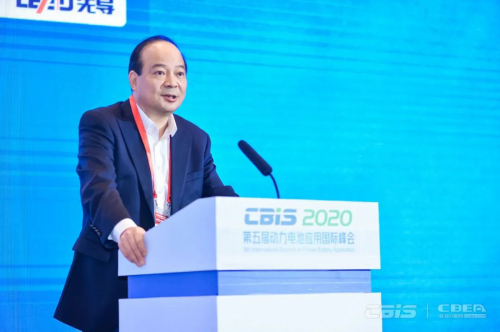 科技引领，创新求变，推动全球新能源产业可持续发展