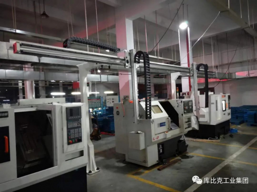 数控机床+桁架机械手，提高机床加工的稳定性和精度