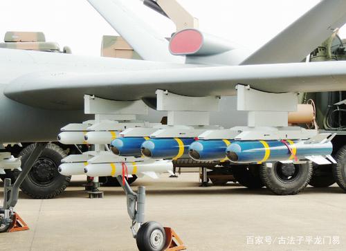 二战德军的一个装甲集群，能抵御几架无人机？