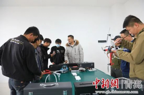 青海省首个电力巡检无人机培训基地落成启用