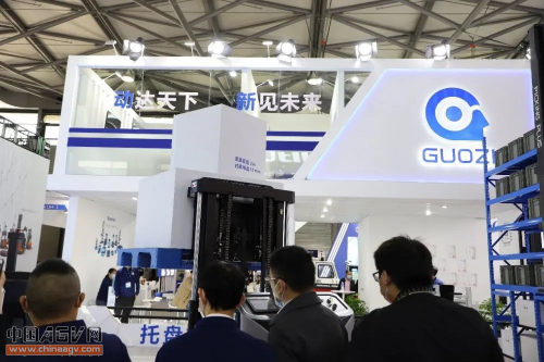 国自机器人带着满满的“新”意来啦