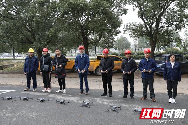 国网岳阳县供电公司首次使用无人机巡线