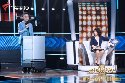 董明珠热评智能物流机器人 hachi delight引领无人配送新体验