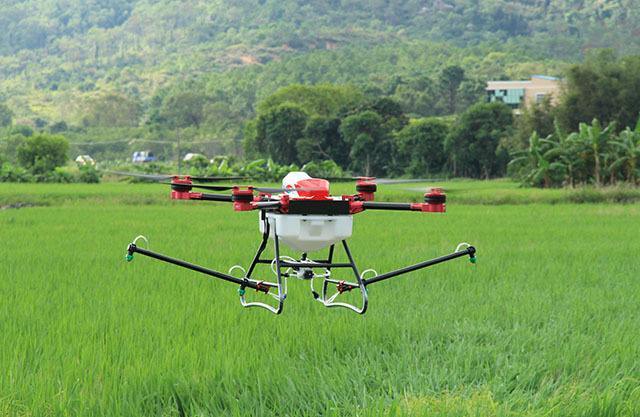 无人机的及速发展，推动着农业大快速发展