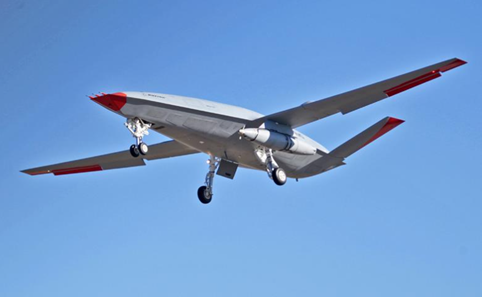 波音公司首次试飞MQ-25空中无人加油机