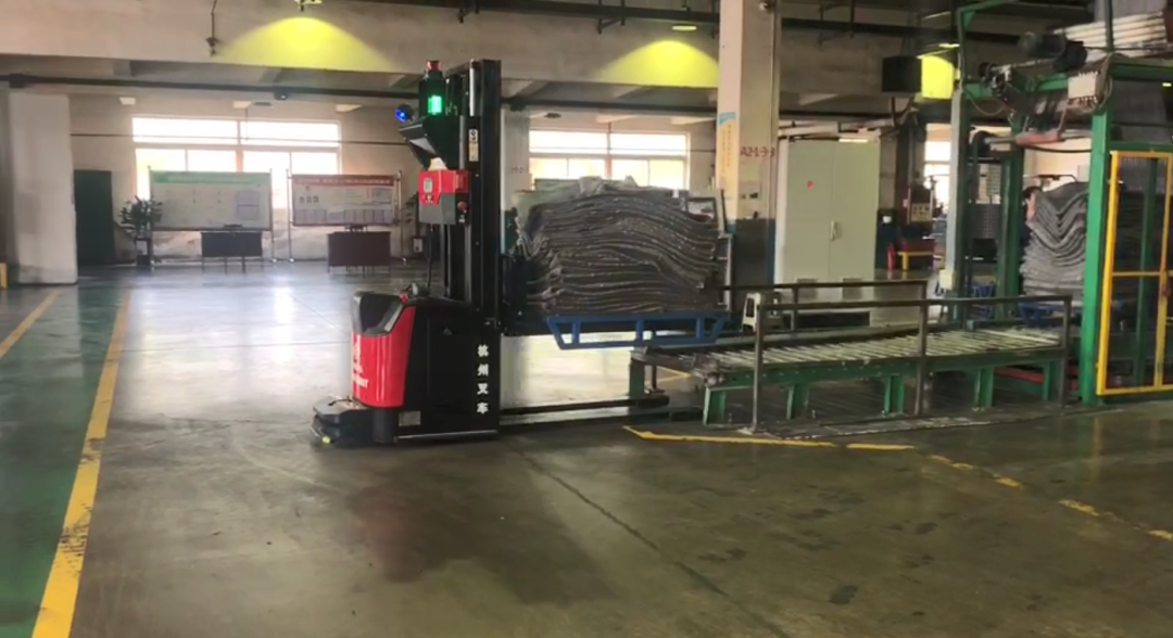 杭叉AGV智能物流系统在轮胎行业的应用