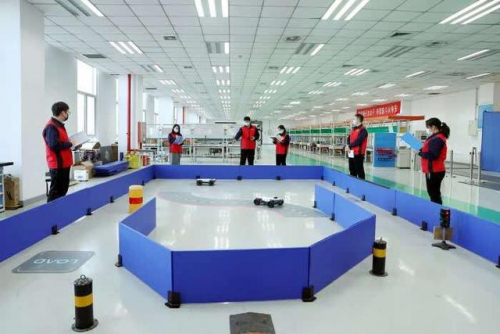 首届“航天杯”移动机器人AI创新技术挑战赛举办