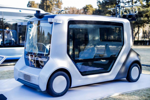 实地集团加速探索智慧新能源 无人驾驶通勤车亮相电动汽车百人会